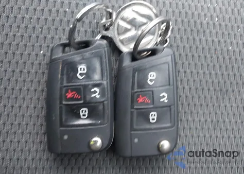 2018 Volkswagen Golf Tsi S/Tsi Se z USA, uszkodzony, nr VIN 3VWG17AU7JM251258